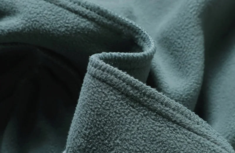 Warm Winter Fleece Vest for Men – Heated, Multi-Pocket Casual Waistcoat for Cycling, Plus Size Options C22