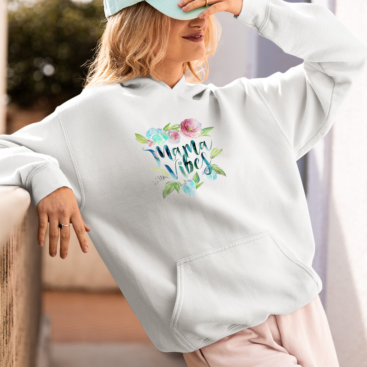 Floral Mama Vibes T-Shirt, Cute Floral Mama Vibes Shirt, Mama Flower Shirt, Mama Shirt, Mom Shirt, Mother's Day Gift