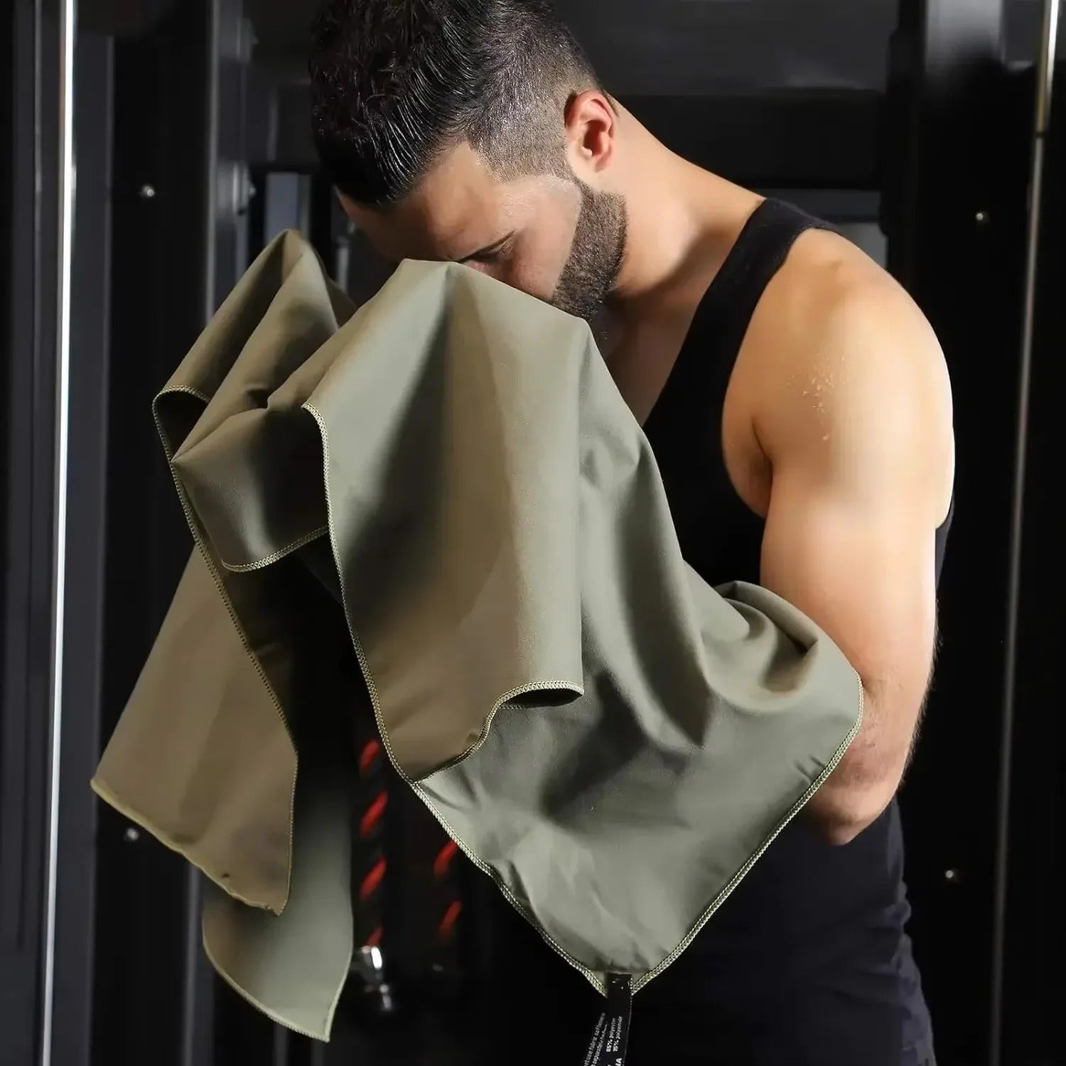 Quick-Dry Microfiber Towel – Ultra Absorbent Lightweight Sports, Travel & Beach Towel