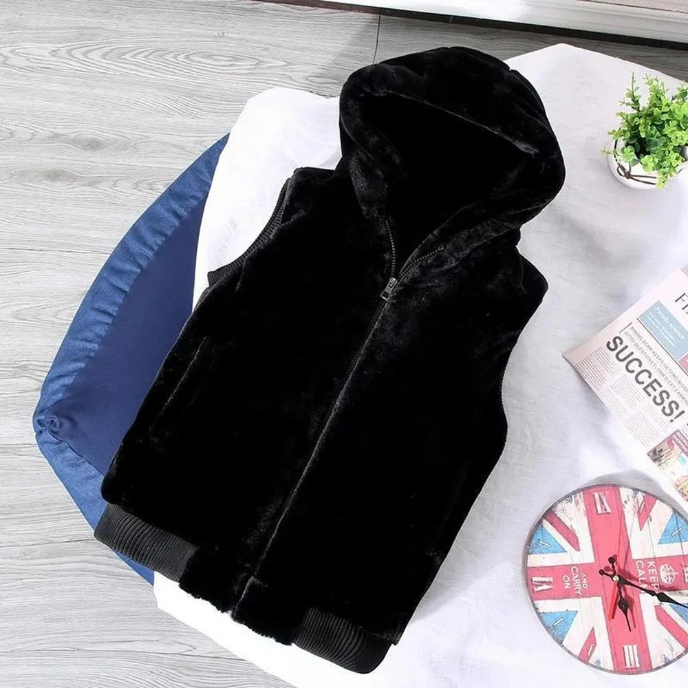 Warm White Wool Vest for Men – Faux Woolen Sleeveless Jacket, Trendy Autumn Winter Waistcoat 2024 C26