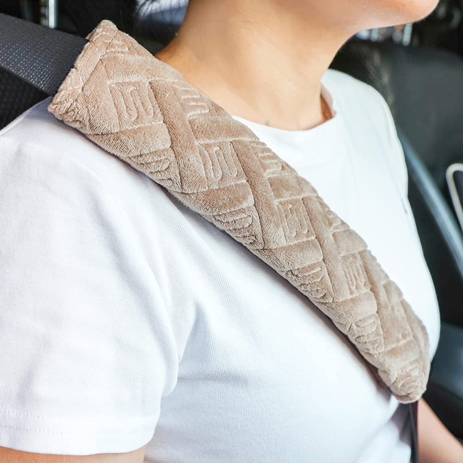 Car Seat Belt Pads Cover for A More Comfortable Driving, Universal Fit for All Cars Seat Belt Shoulder Strap Covers Harness Pad for Car Interior Accessories